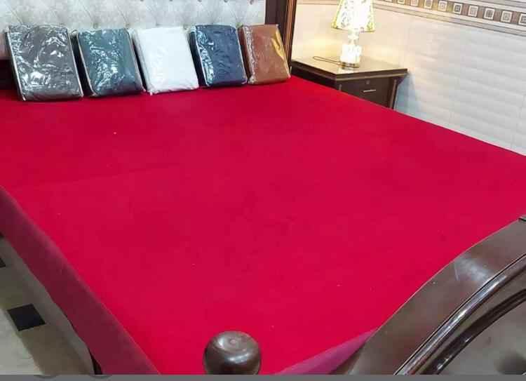 Waterproof Fitted Sheet - High Quality Anti Slip Double Bed Protector with Full Elastic Fit for Ultimate Comfort - FSB Bedding