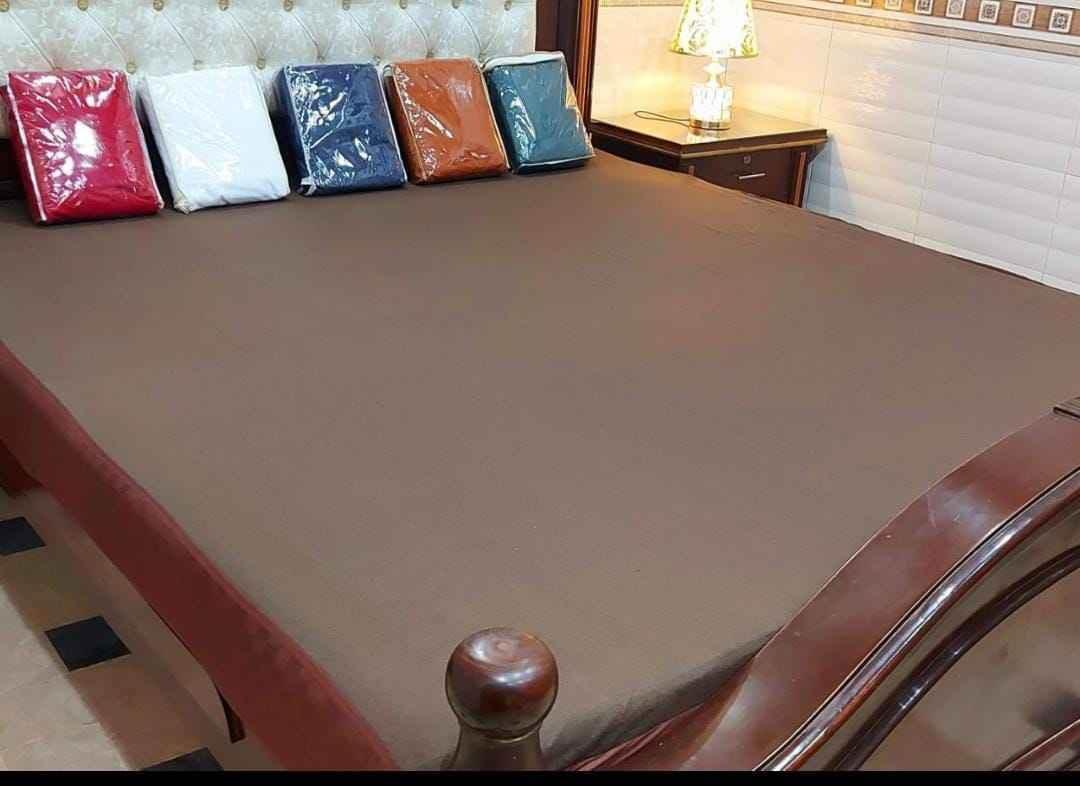 Waterproof Fitted Sheet - High Quality Anti Slip Double Bed Protector with Full Elastic Fit for Ultimate Comfort - FSB Bedding